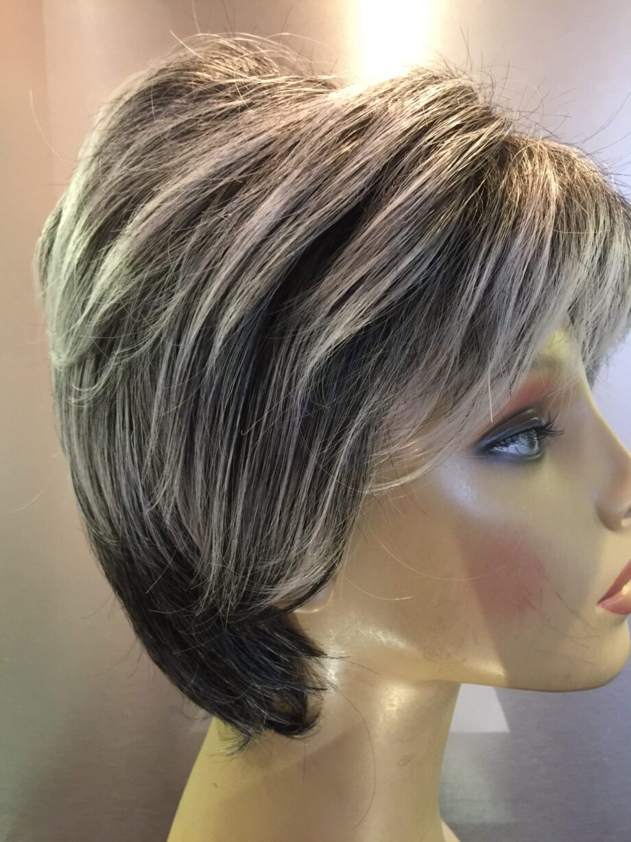 Silver highlights grey. Pplgss743
