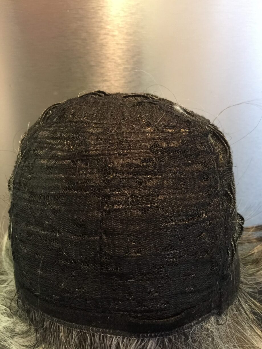 Silver highlights grey. Pplgss743