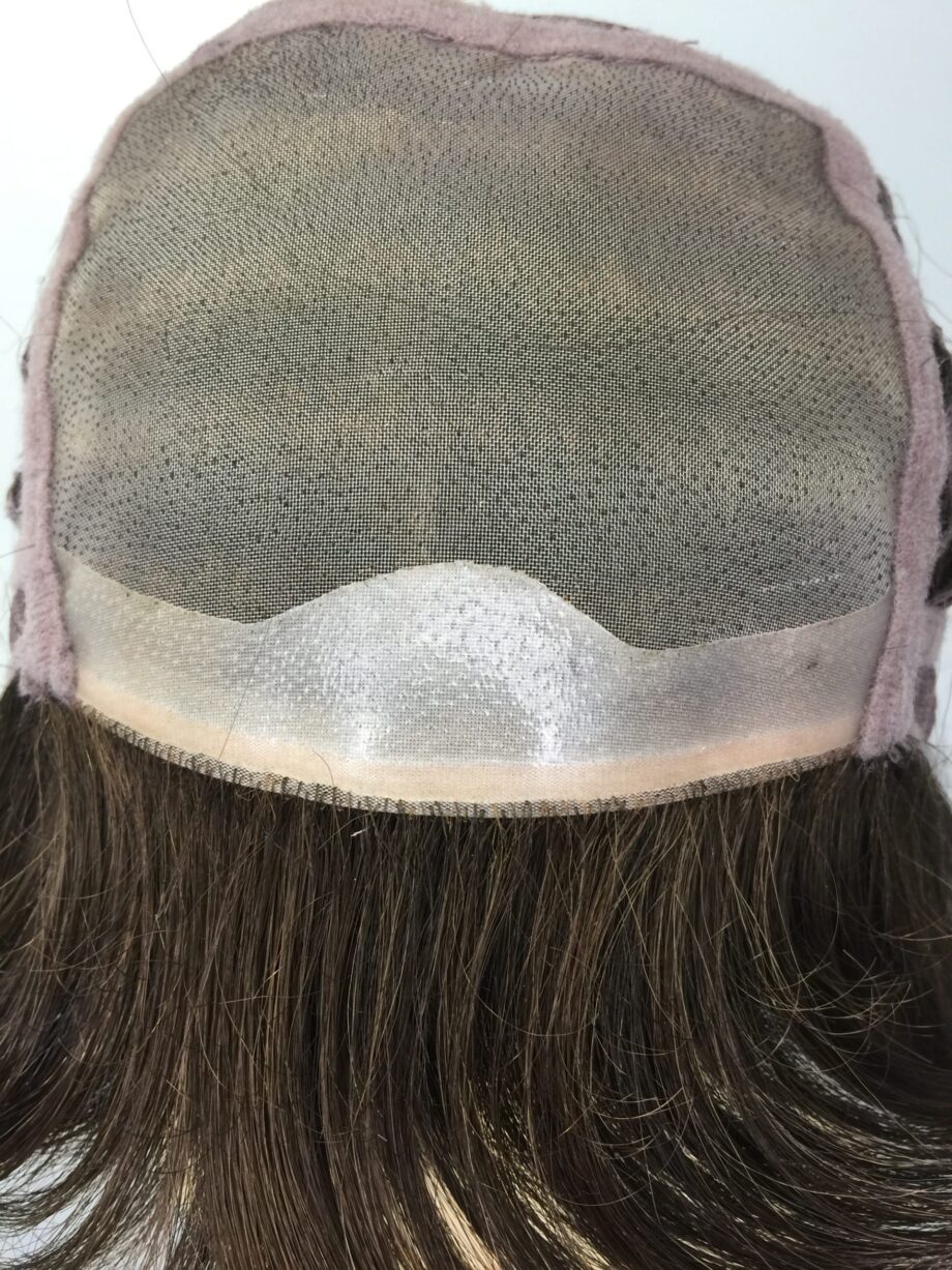 Brown wig. Pplbess649