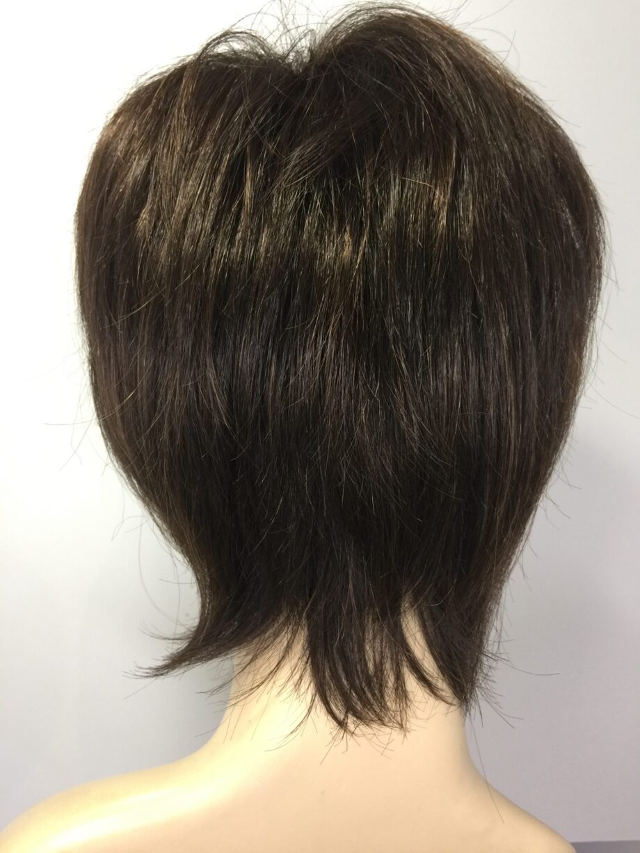 Brown wig. Pplbess649