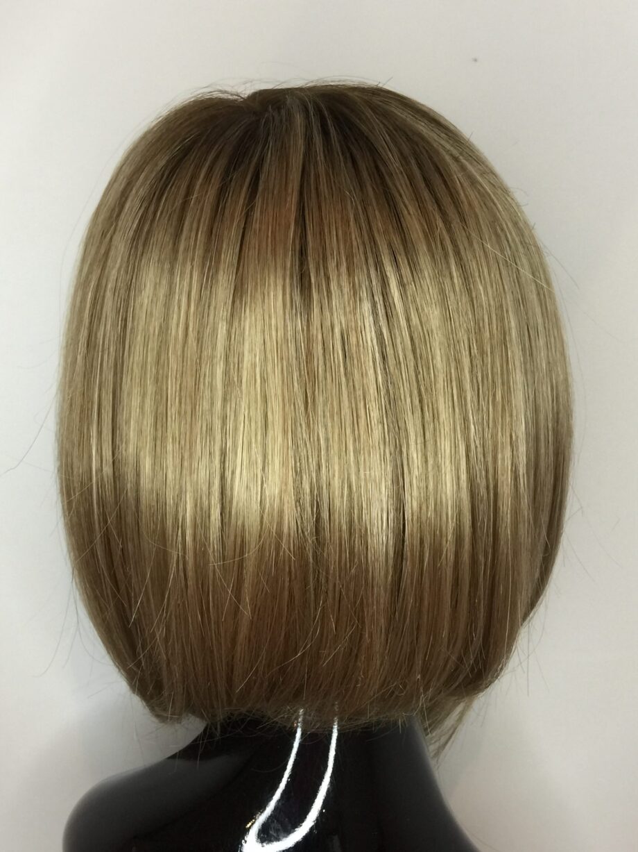 Blonde.  Pplblls809