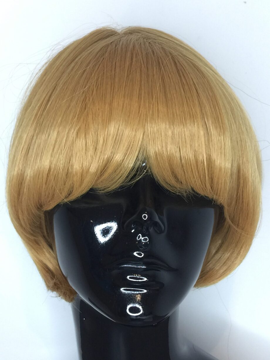 Short blonde wig. Pplblss816