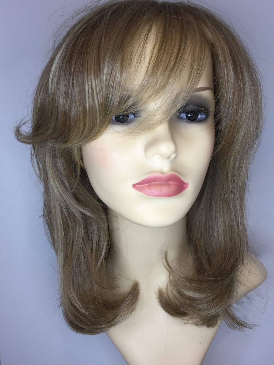 Long blonde wig. Pplbllc813