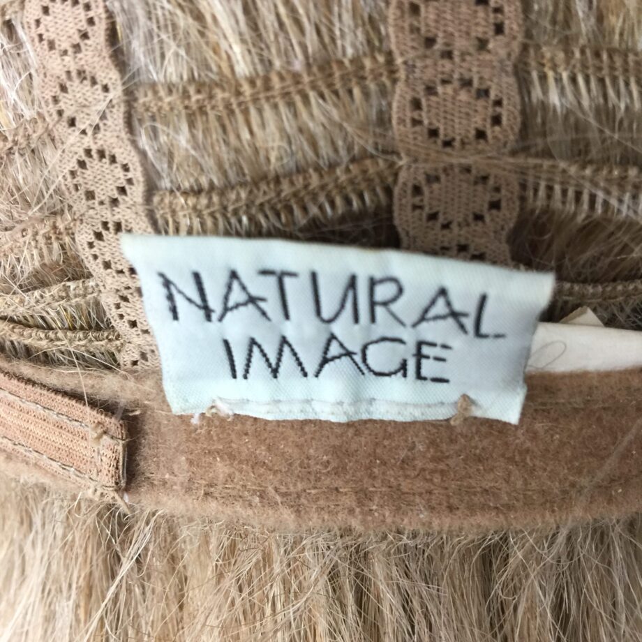 Blonde wig. Pplblms541