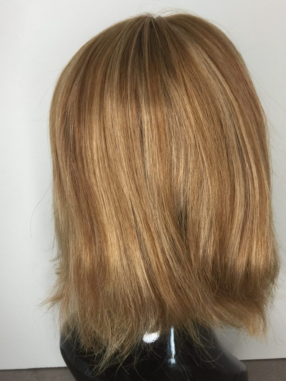 Human hair blonde.  Pplblms658
