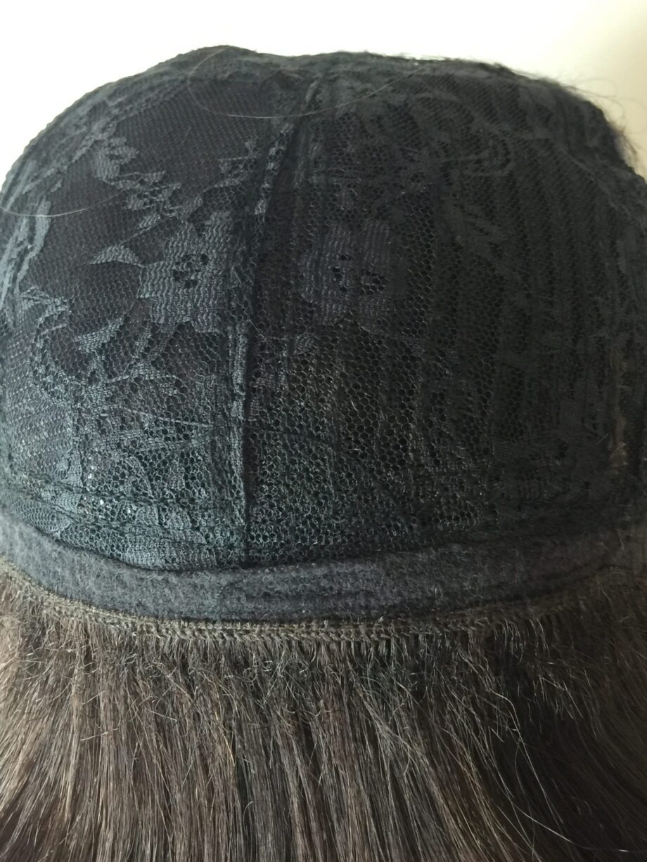 Dark brown curly wig. Pplbrlc815
