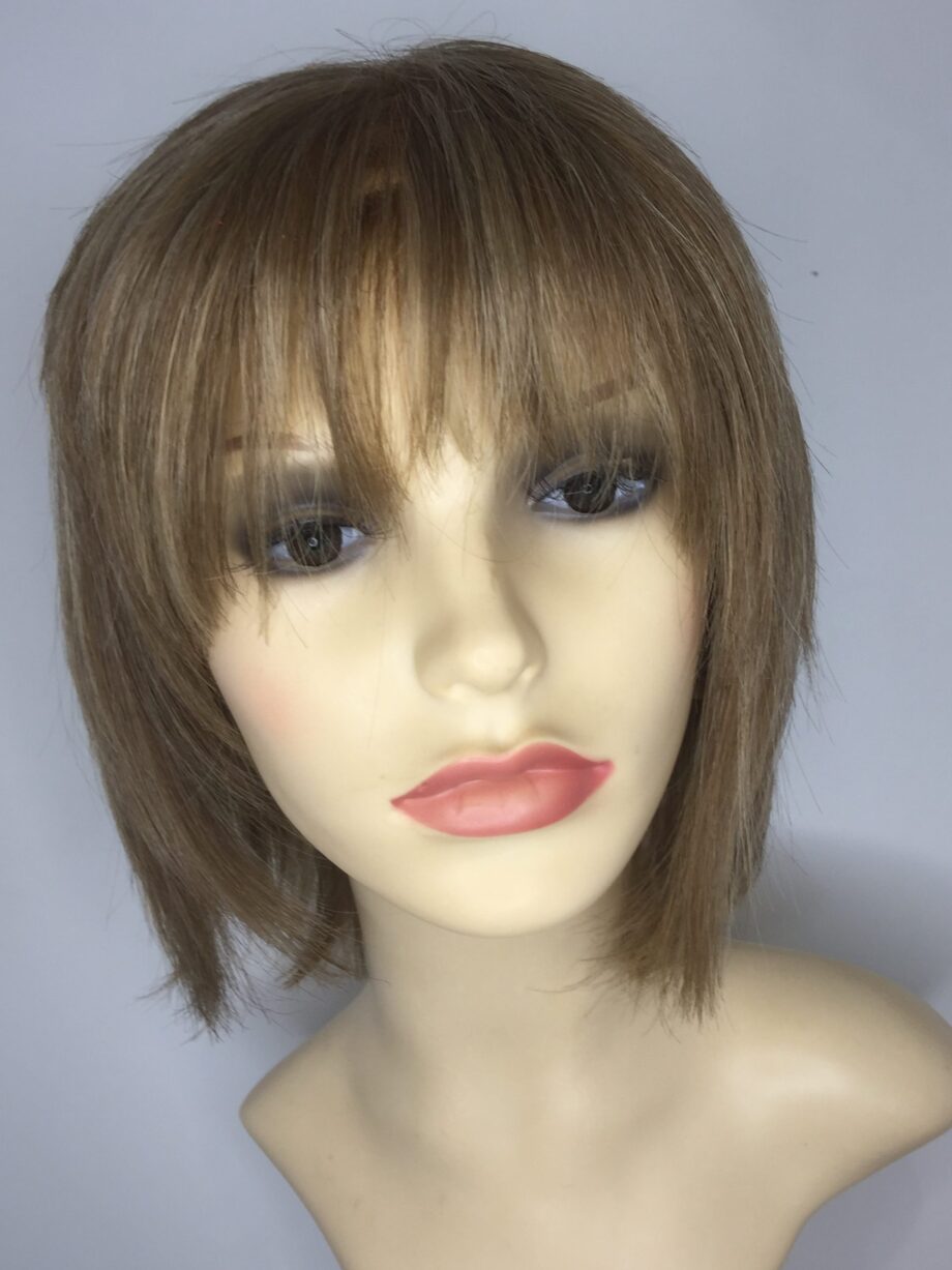 Blonde wig. Pplblms659