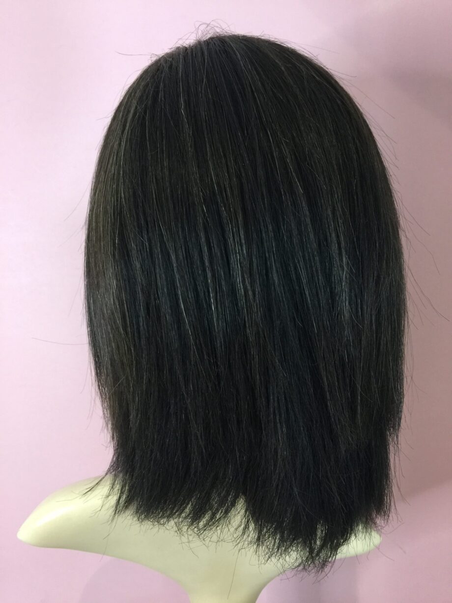 Dark brown wig. Pplbrls544