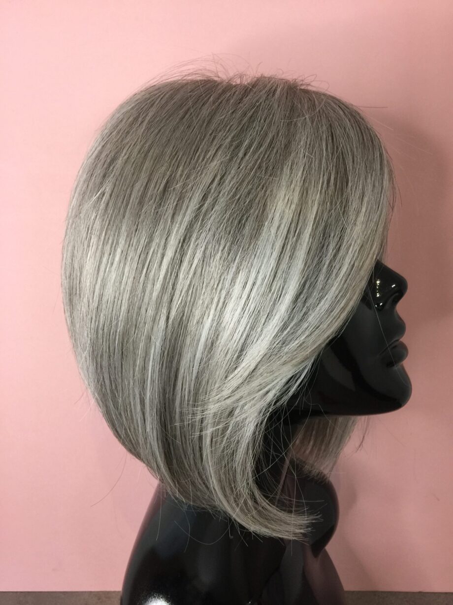 Stylish grey bob. Pplgms542
