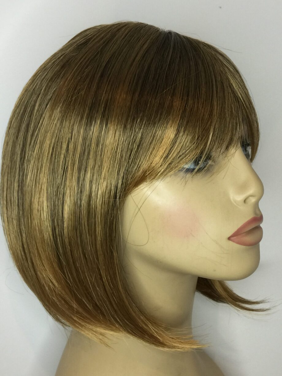 Shiny blonde wig. Pplblms811