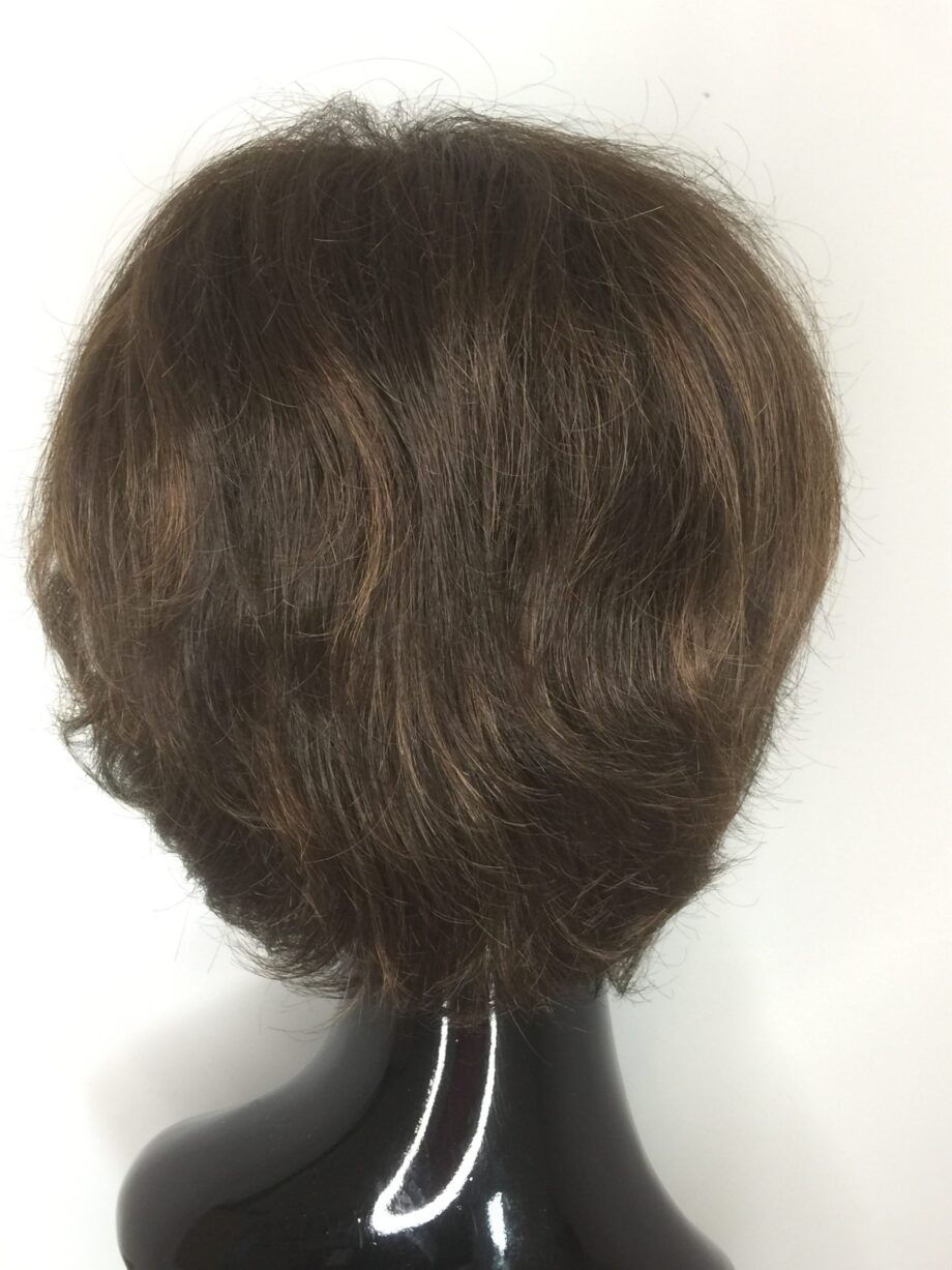 Brown wig. Pplbrmw555