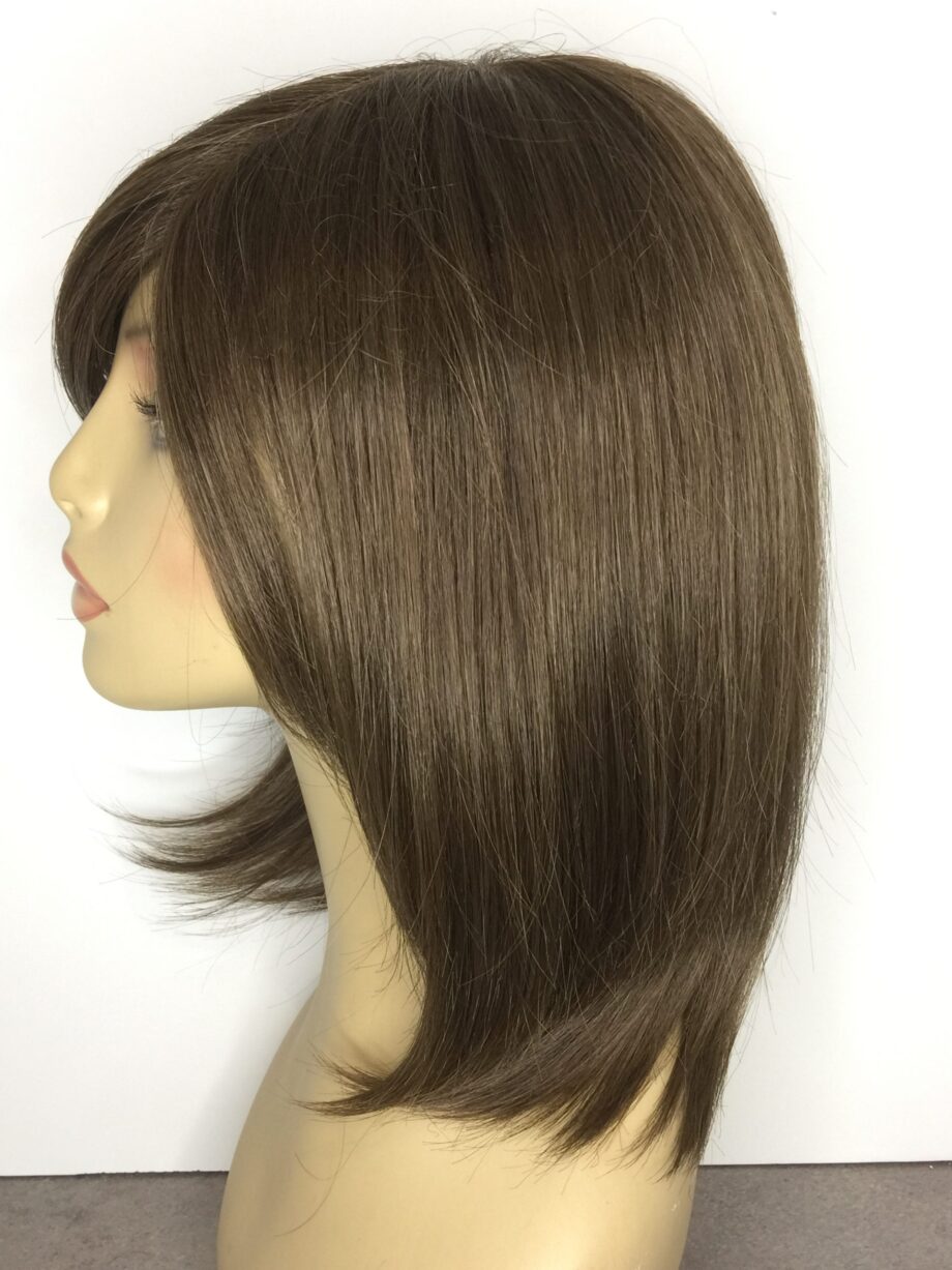 New brown long wig. Pplbrls755