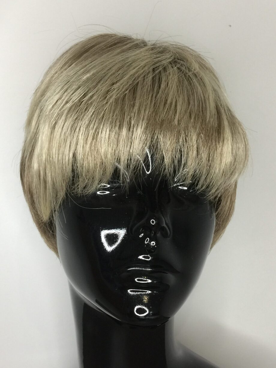 Short blonde.  Pplblss758