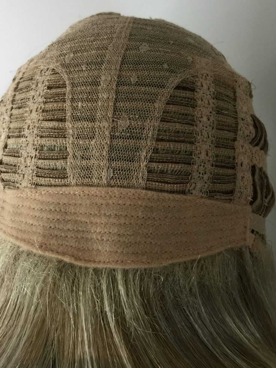Swedish blonde new wig. Pplblms680