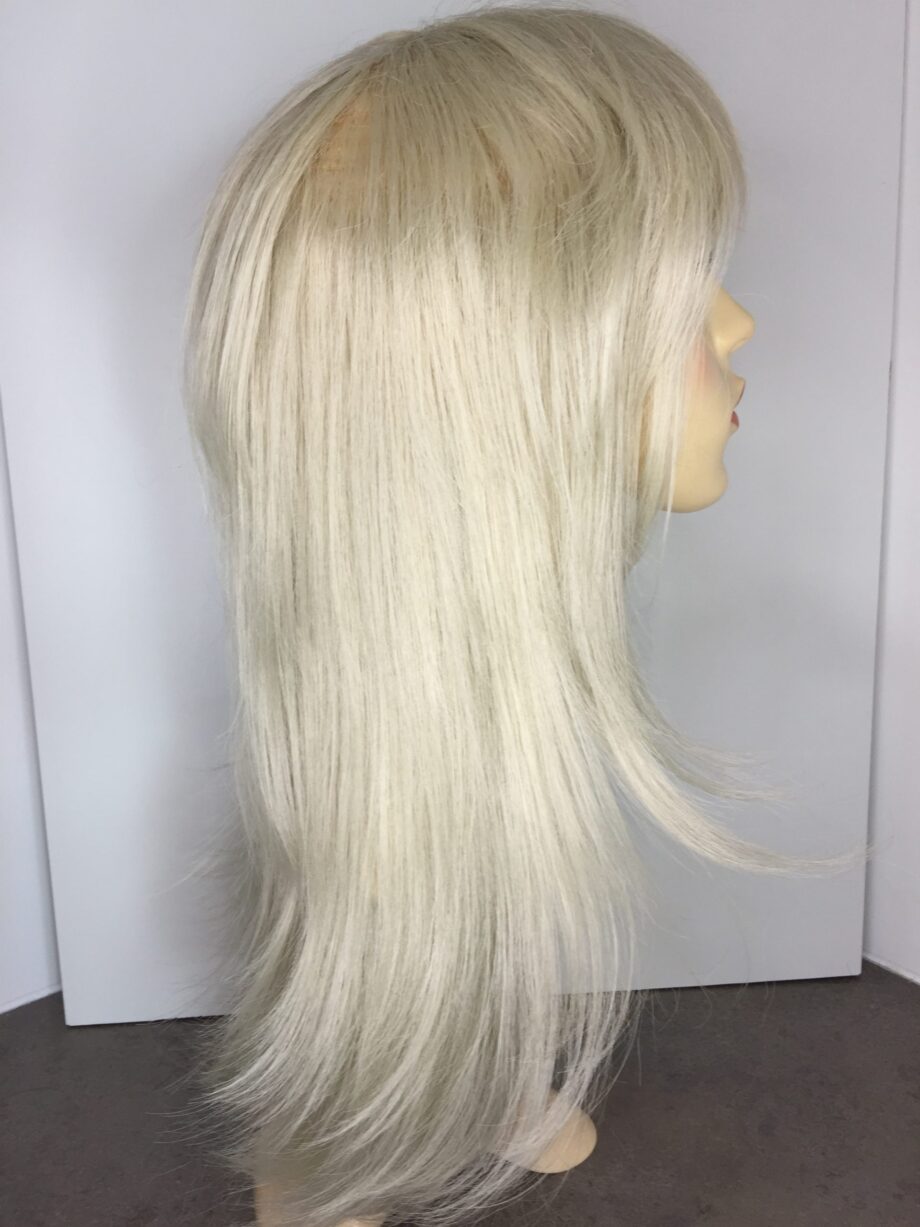 Long blonde wig. Pplblls843