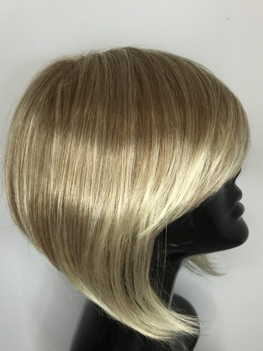 Swedish blonde new wig. Pplblms680