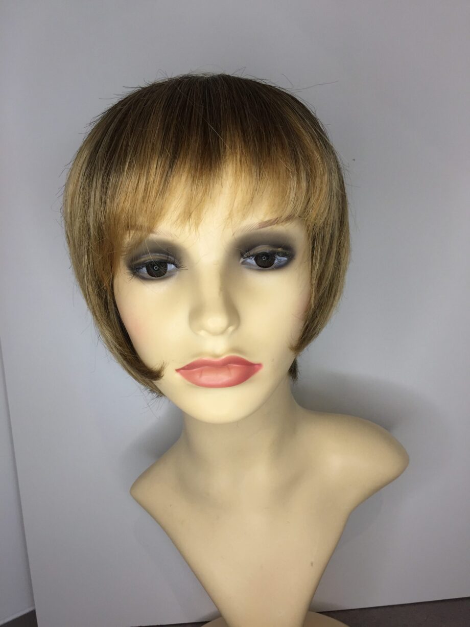 Blonde wig. Pplbrss853