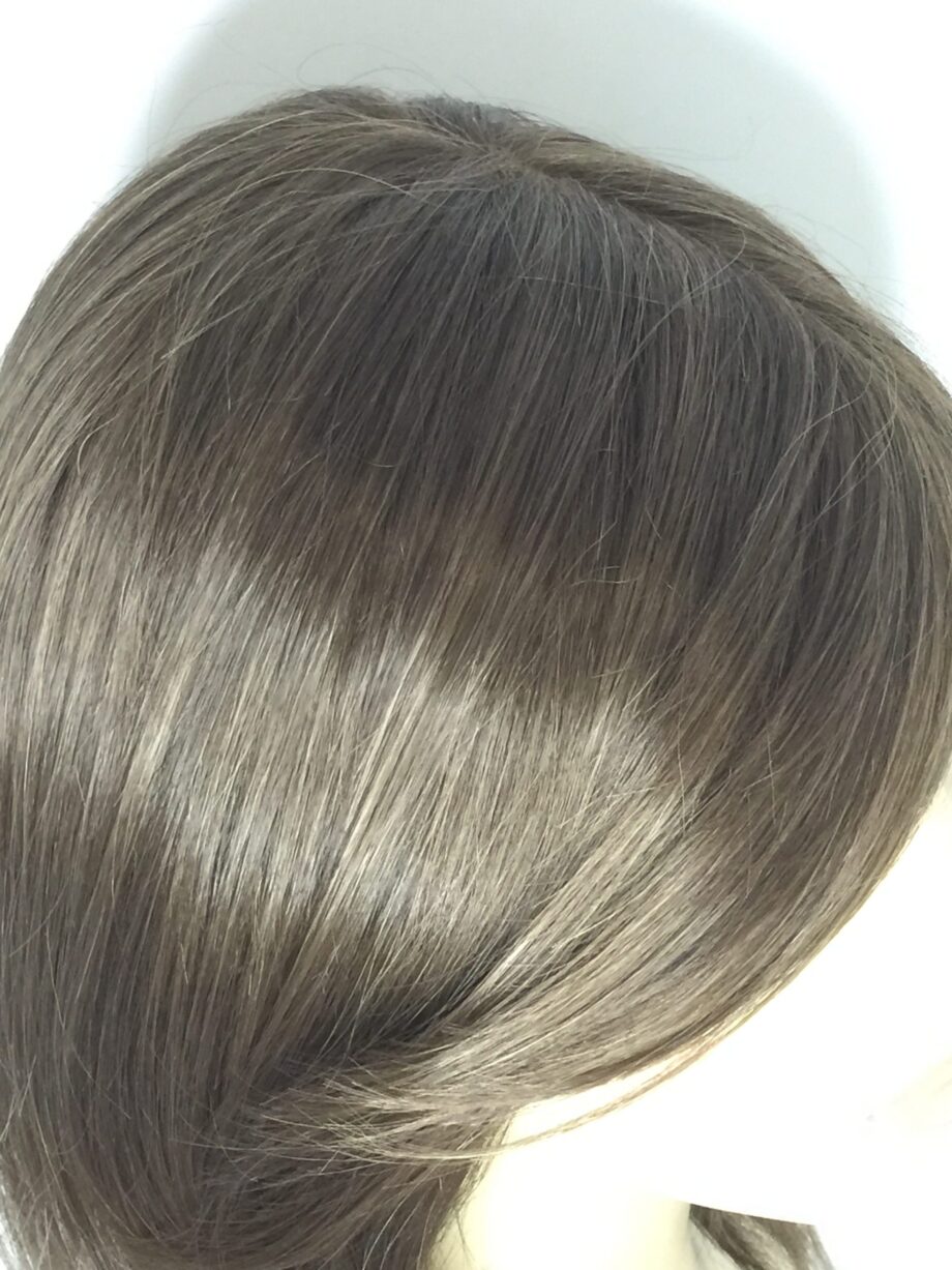 New brown long wig. Pplbrls755