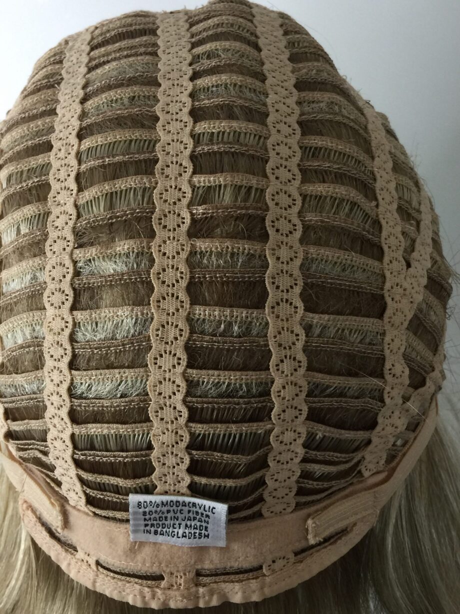 Swedish blonde new wig. Pplblms680