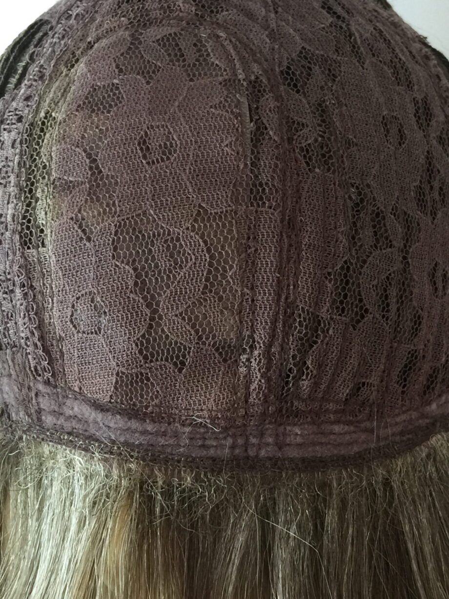 Highlighted ash blonde. Pplblms854