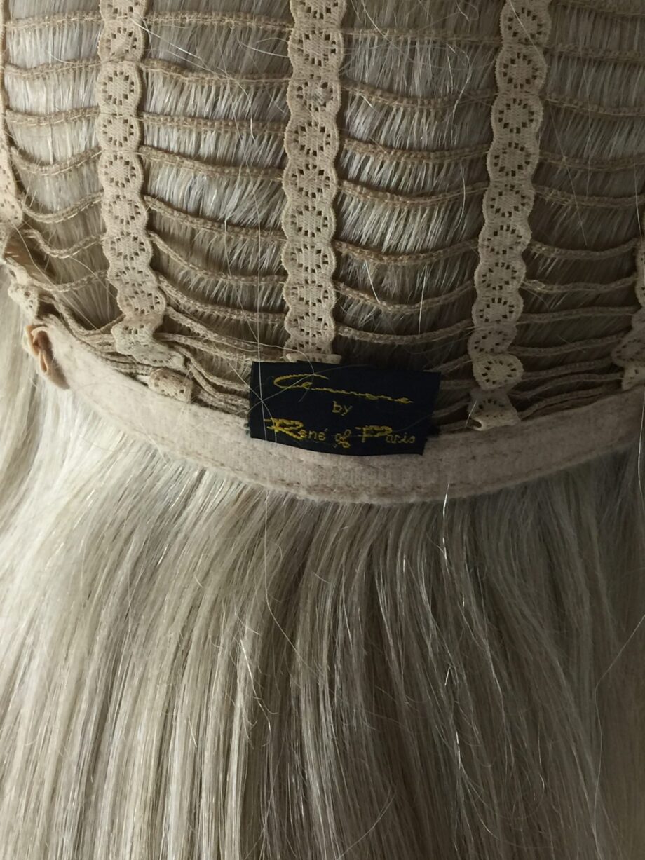 Long blonde wig. Pplblls760