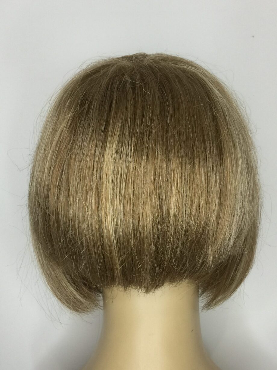 Blonde bob. Pplblms844