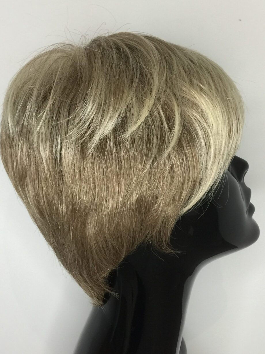 Short blonde.  Pplblss758