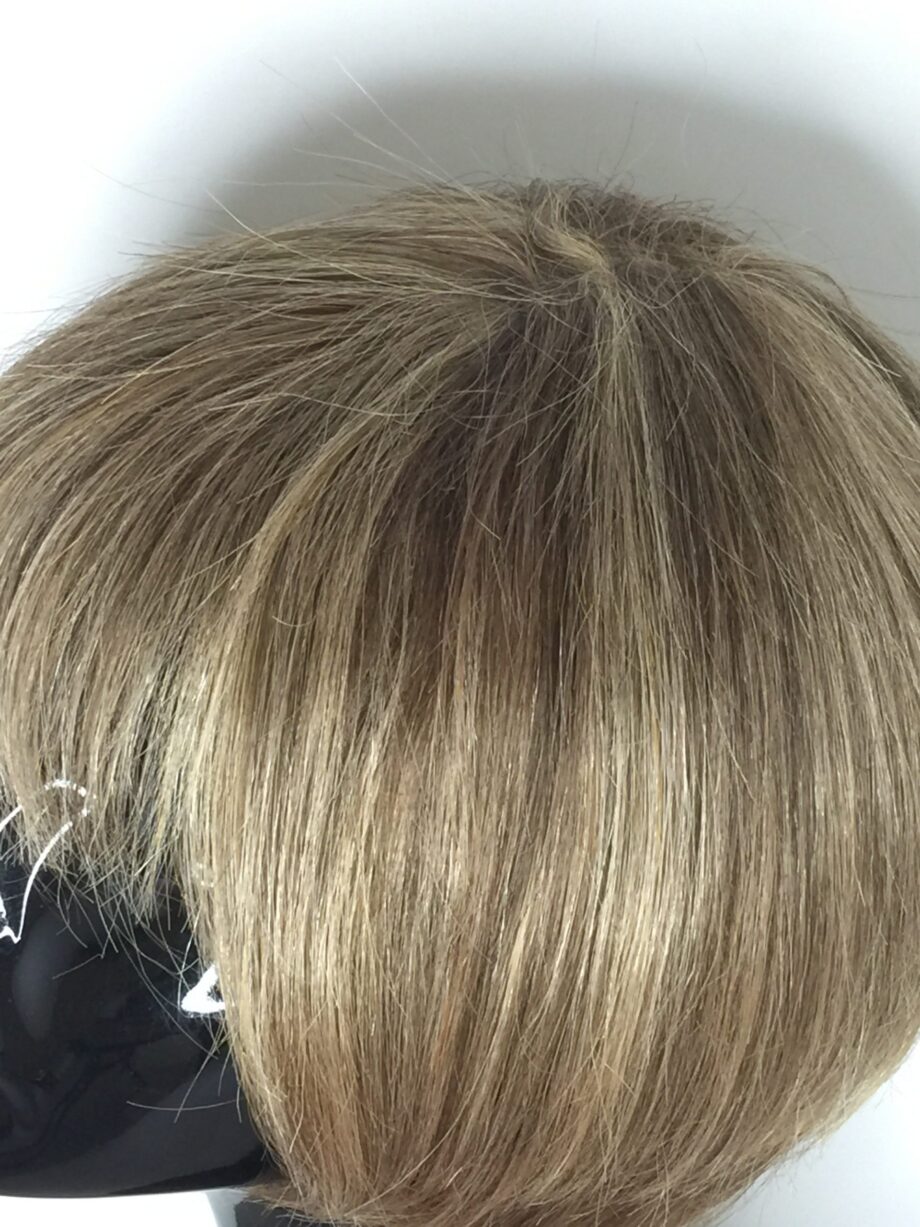Short blonde pplblss674