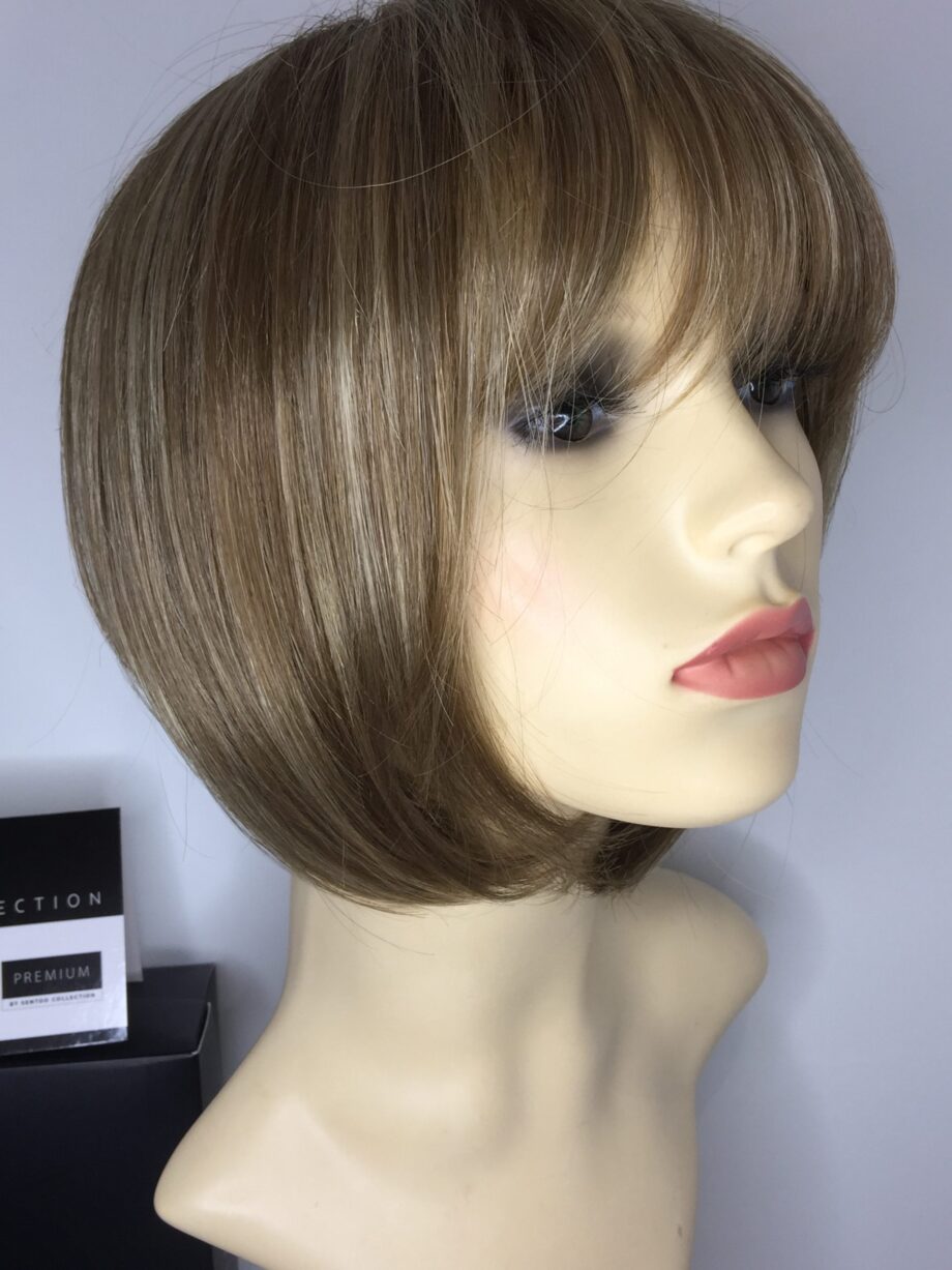New blonde bob. Pplblms665