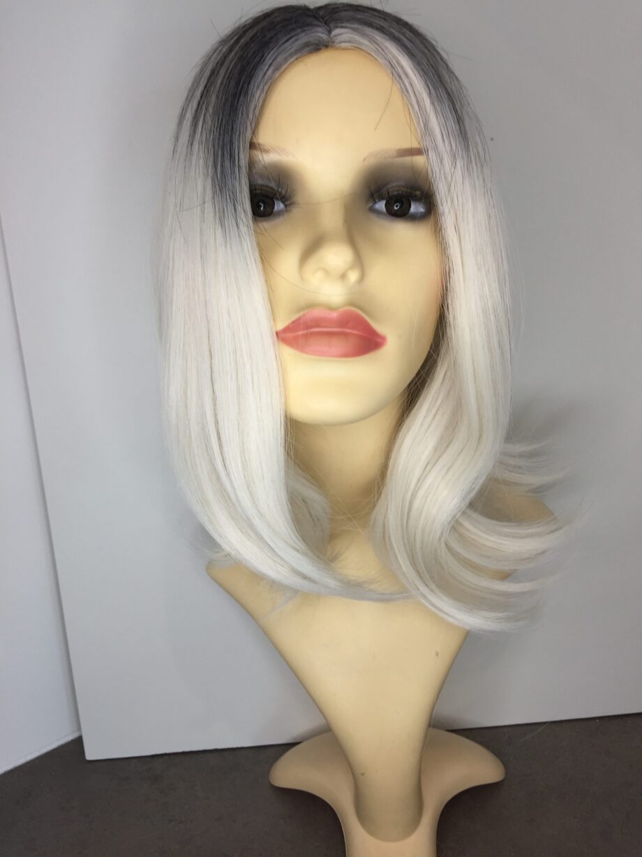 Silver/ white dark roots. Pplwls765