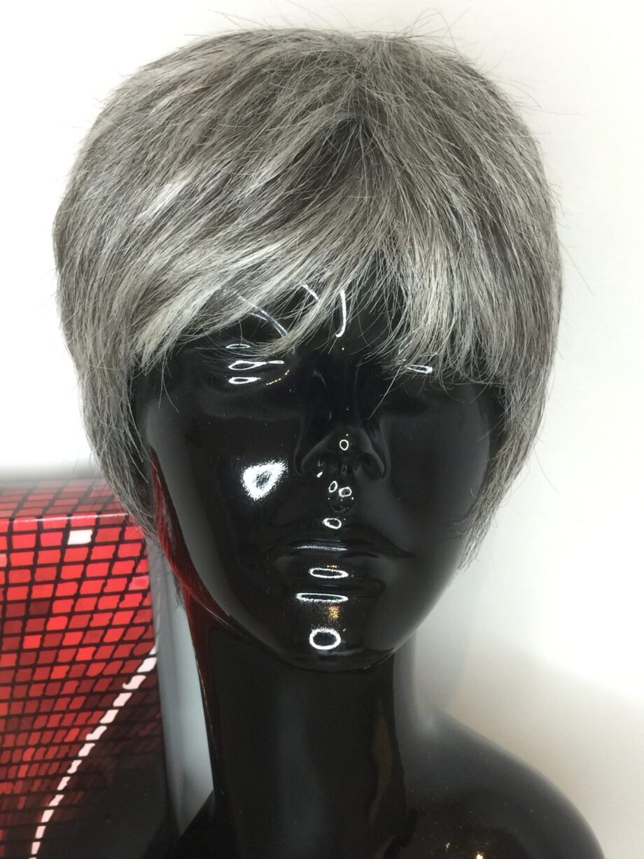Short grey wig. Bplgsw08