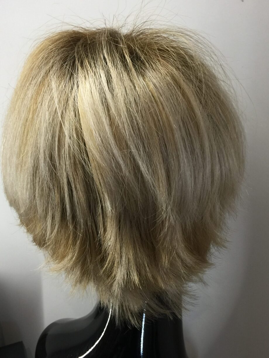 Dark root blonde. Bplblss34