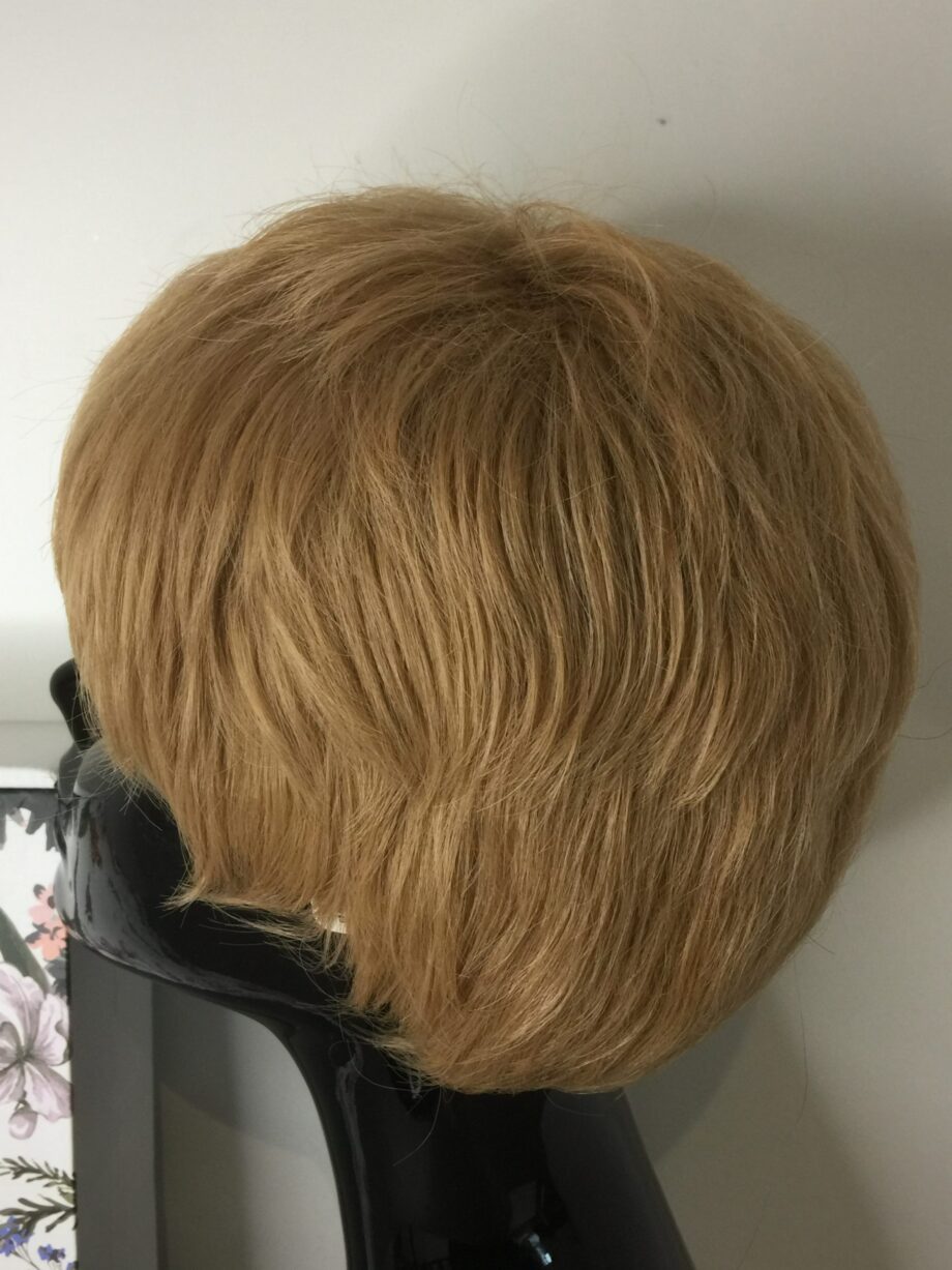Blonde short.  Bplblsw20