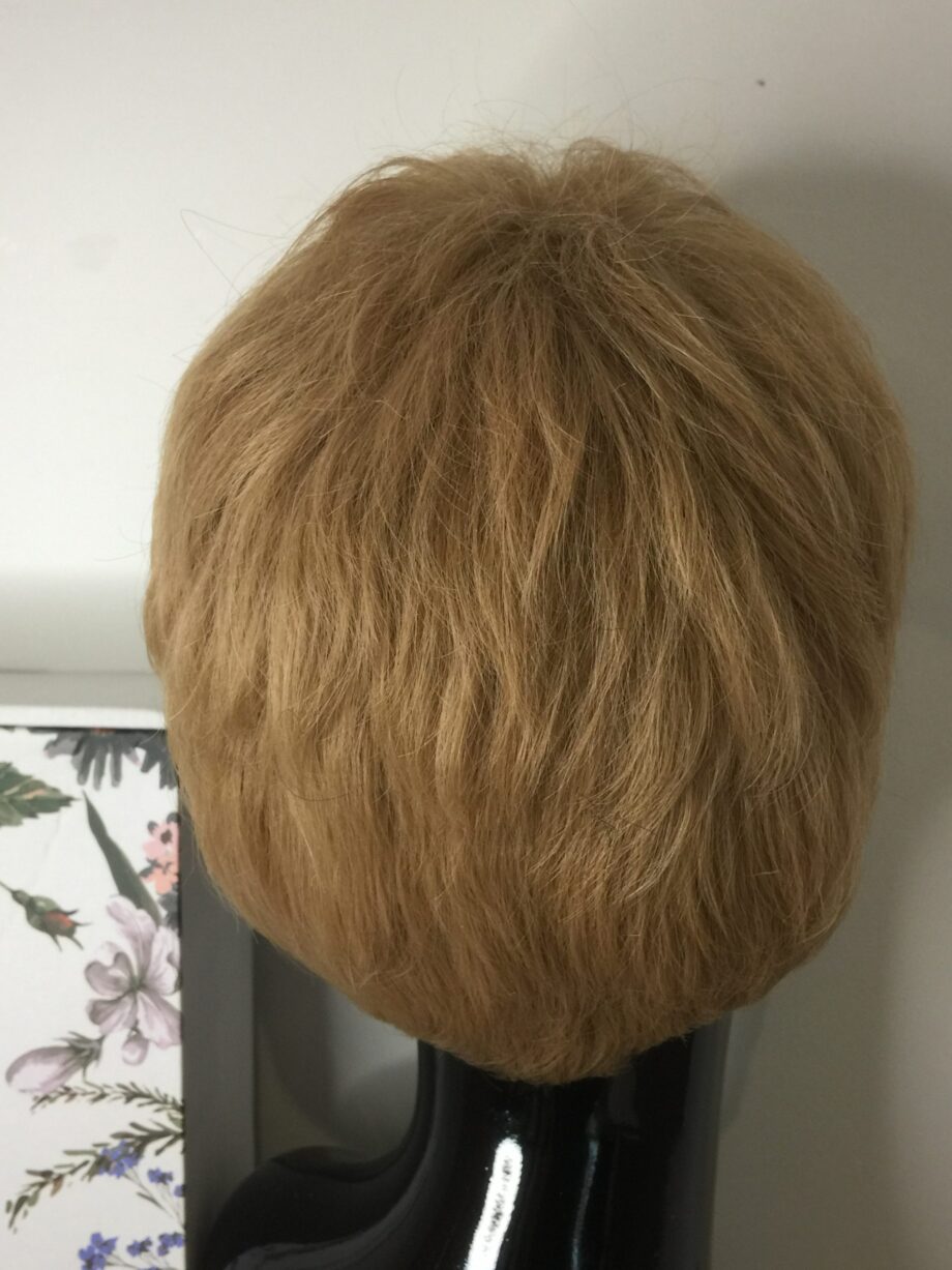 Blonde short.  Bplblsw20