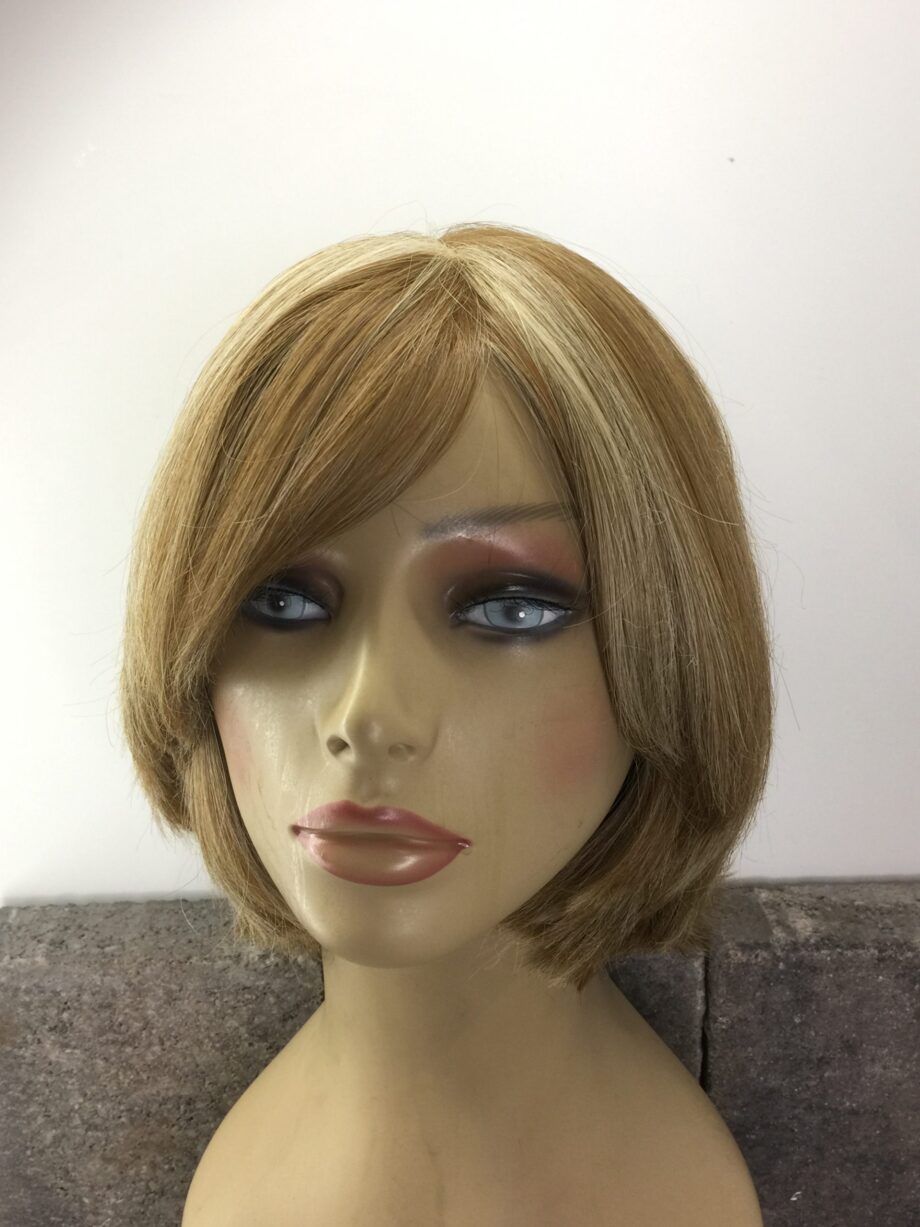 Soft cap blonde wig. pplblms200