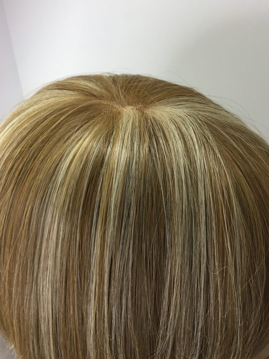 Soft cap blonde wig. pplblms200