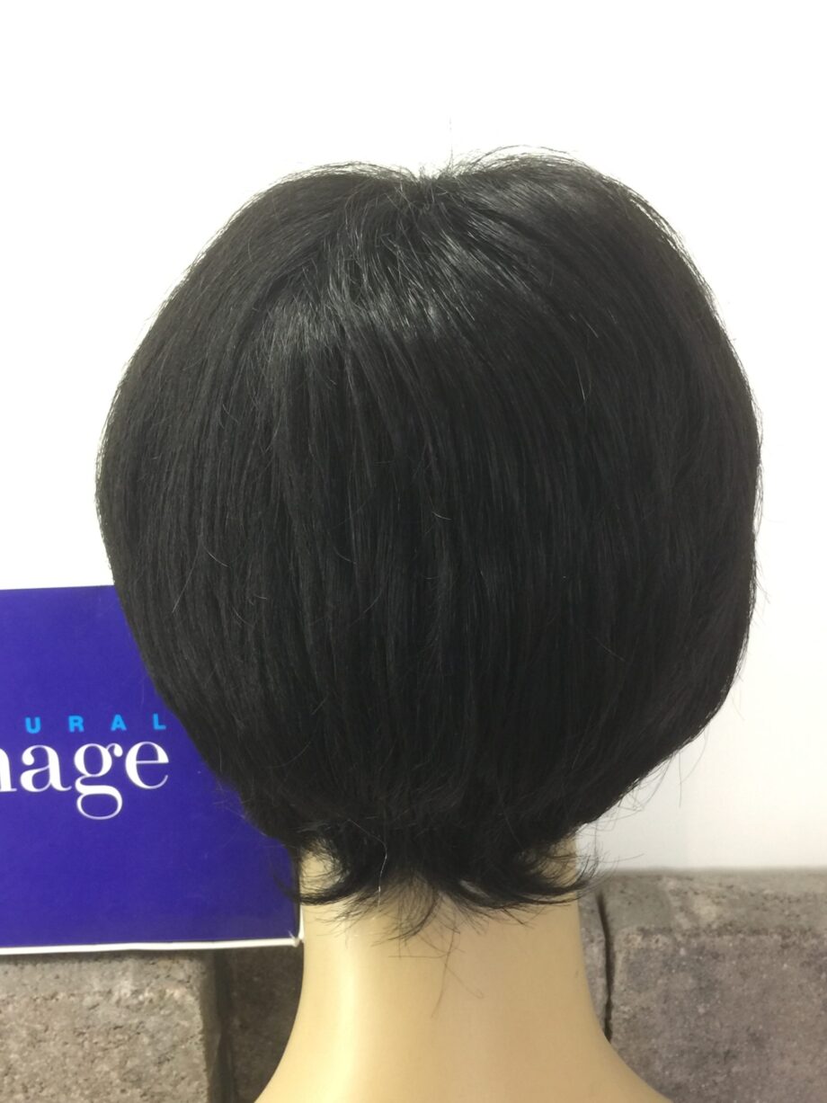 Short  Black wig. Bplblackss38