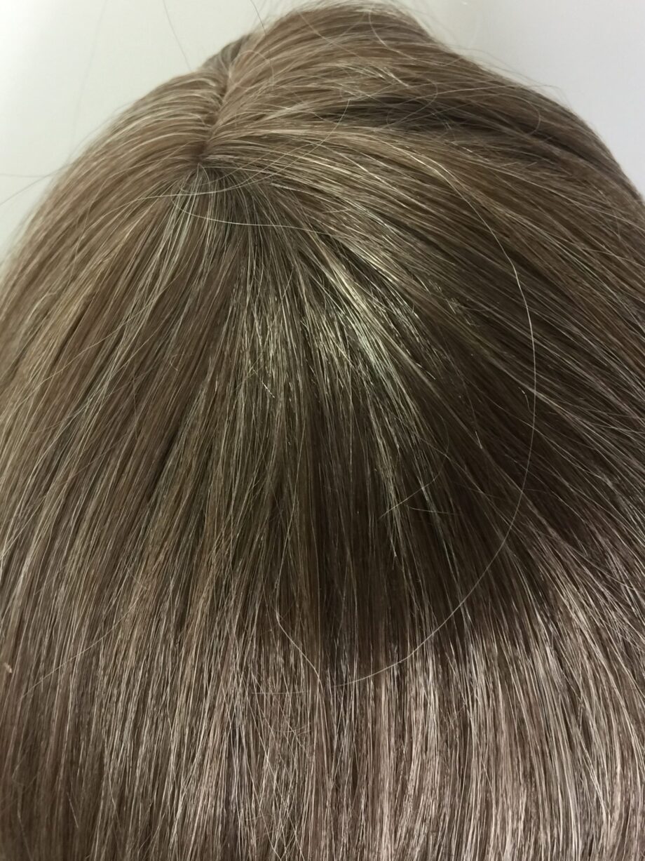 Brown silky wig. Pplbrms684