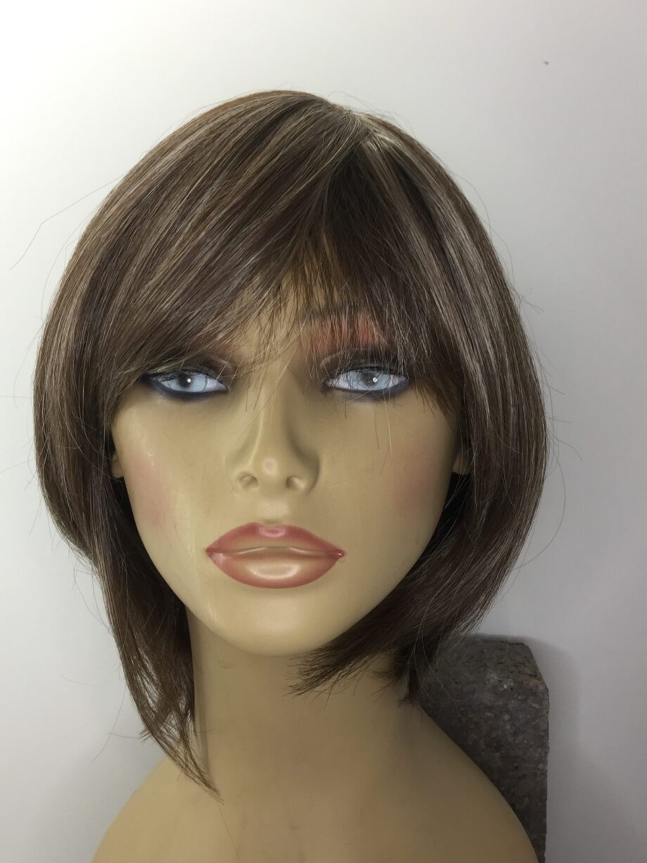 Brown silky wig. Pplbrms684