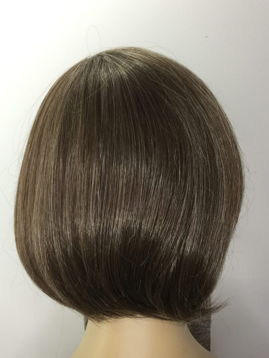 Brown silky wig. Pplbrms684