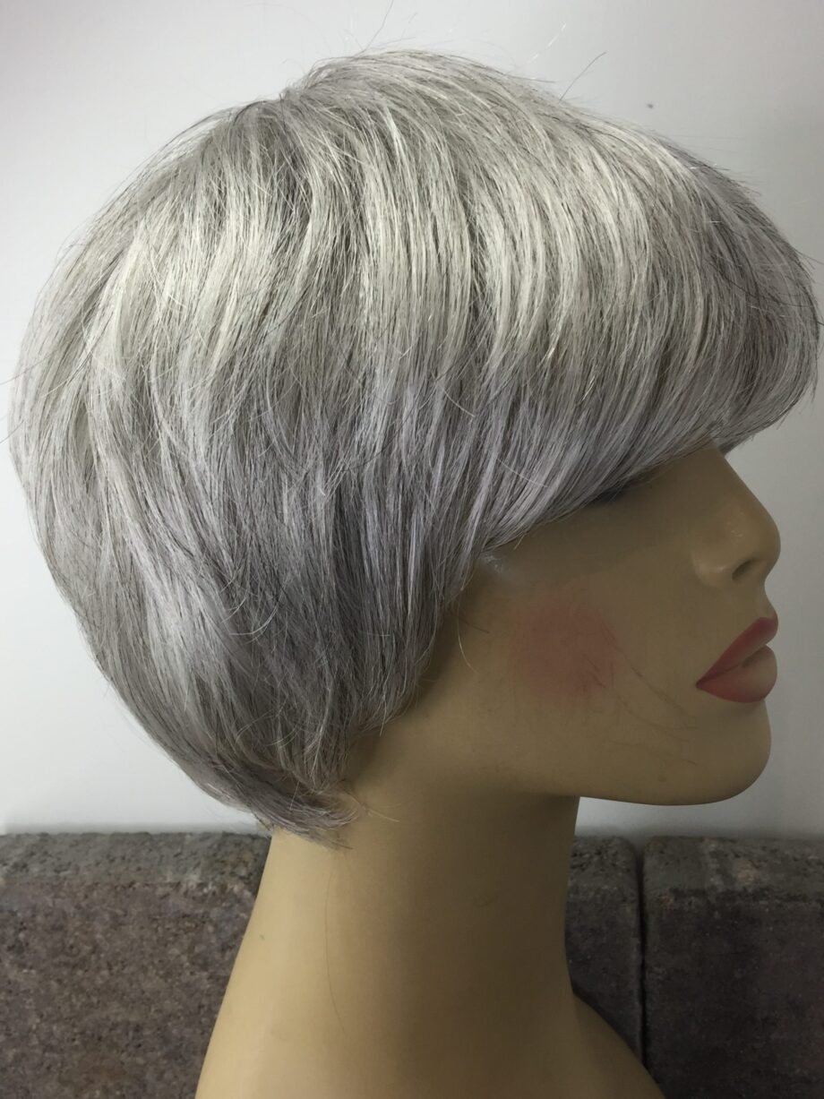 Short grey wig. Pplgss876