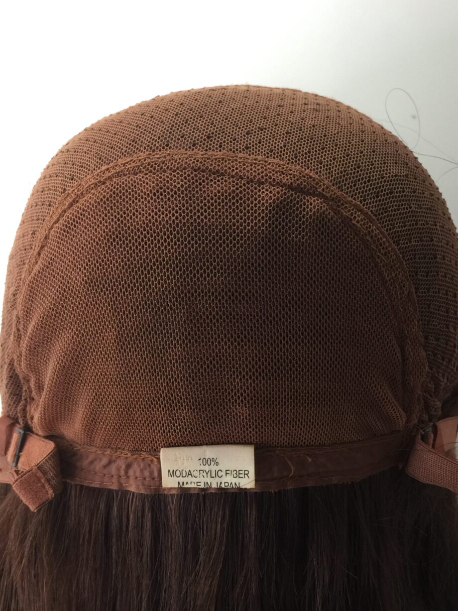 Auburn highlighted wig. Pplrms685