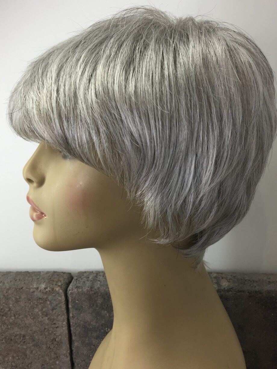 Short grey wig. Pplgss876