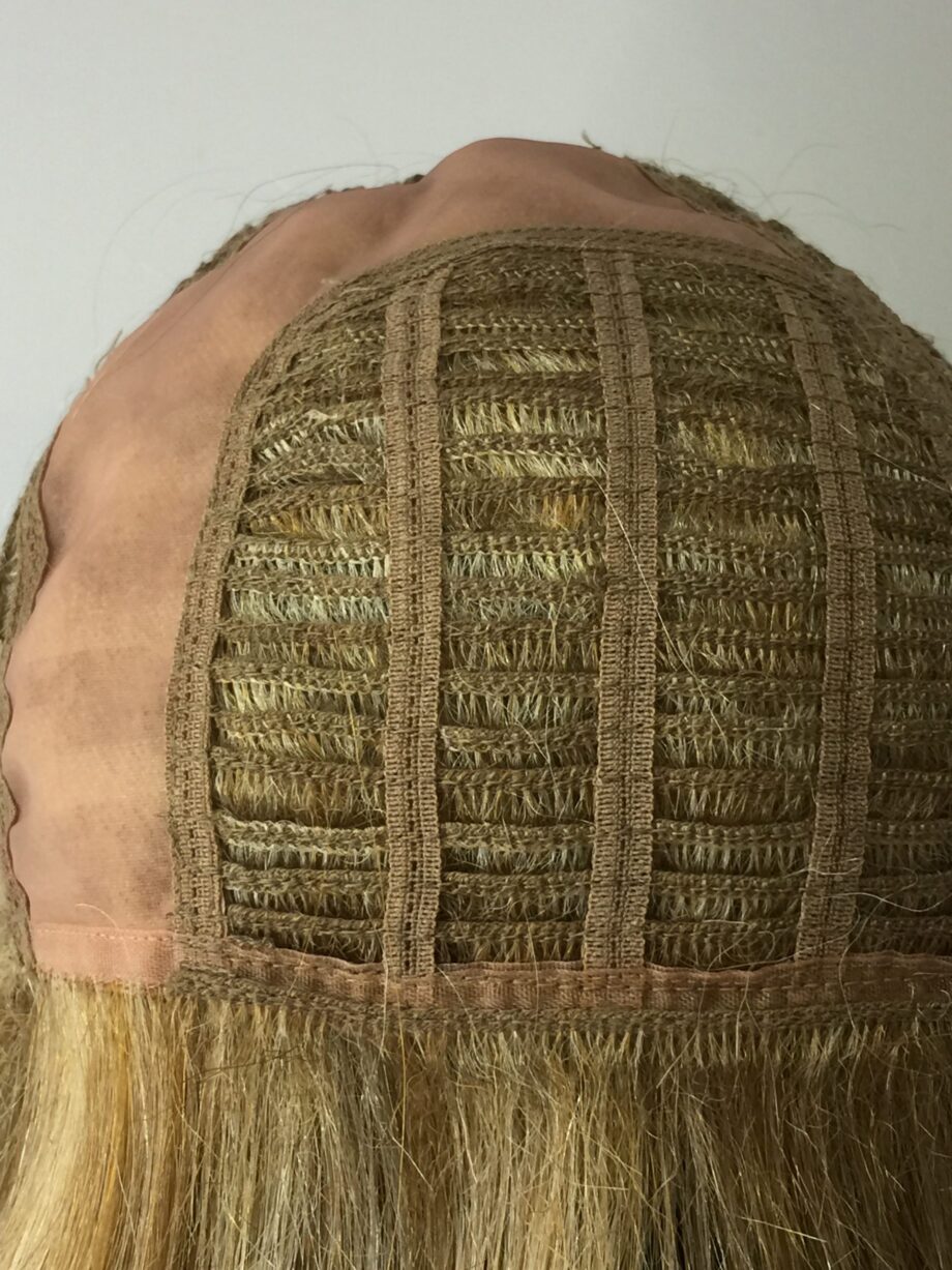 Blonde stylish wig. Pplblls867