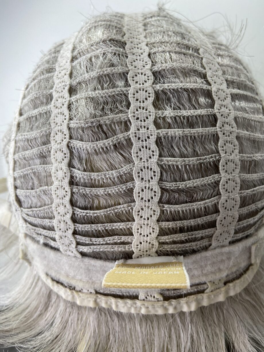Short grey wig. Pplgss777