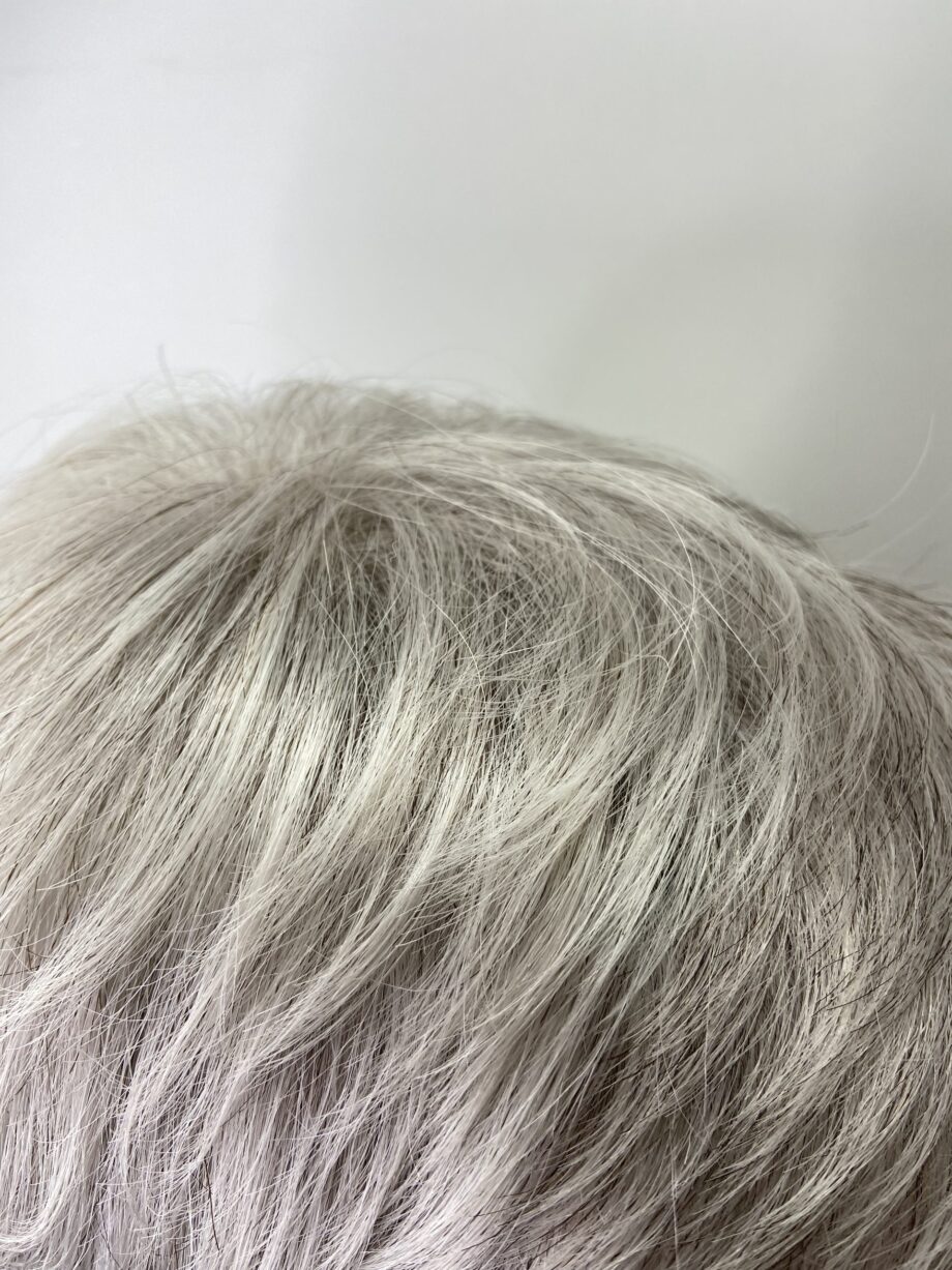 Short grey wig. Pplgss777