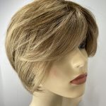 Brown highlighted wig. Pplbrms779