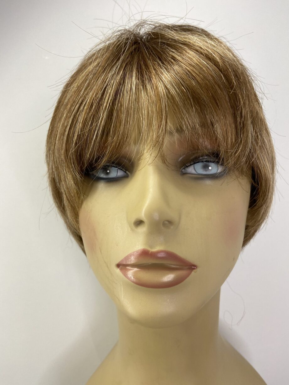 Shiny blonde highlighted   Pplblss566