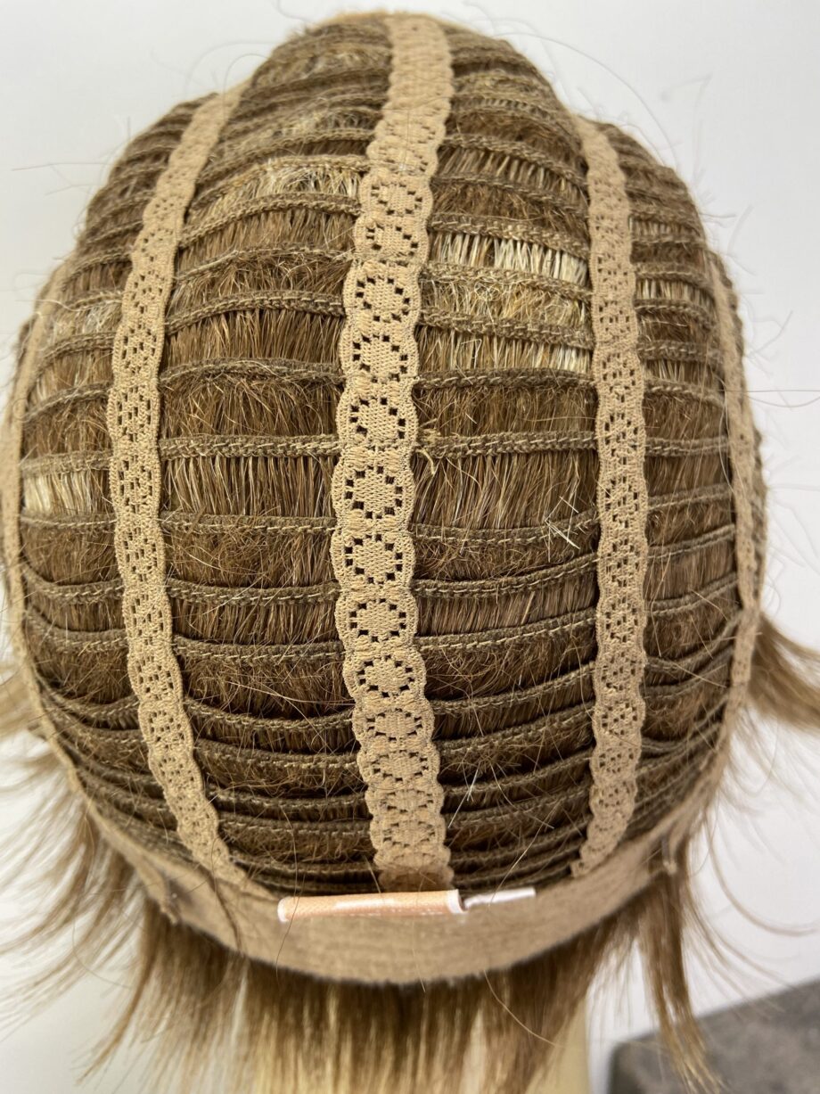 Shiny blonde highlighted   Pplblss566