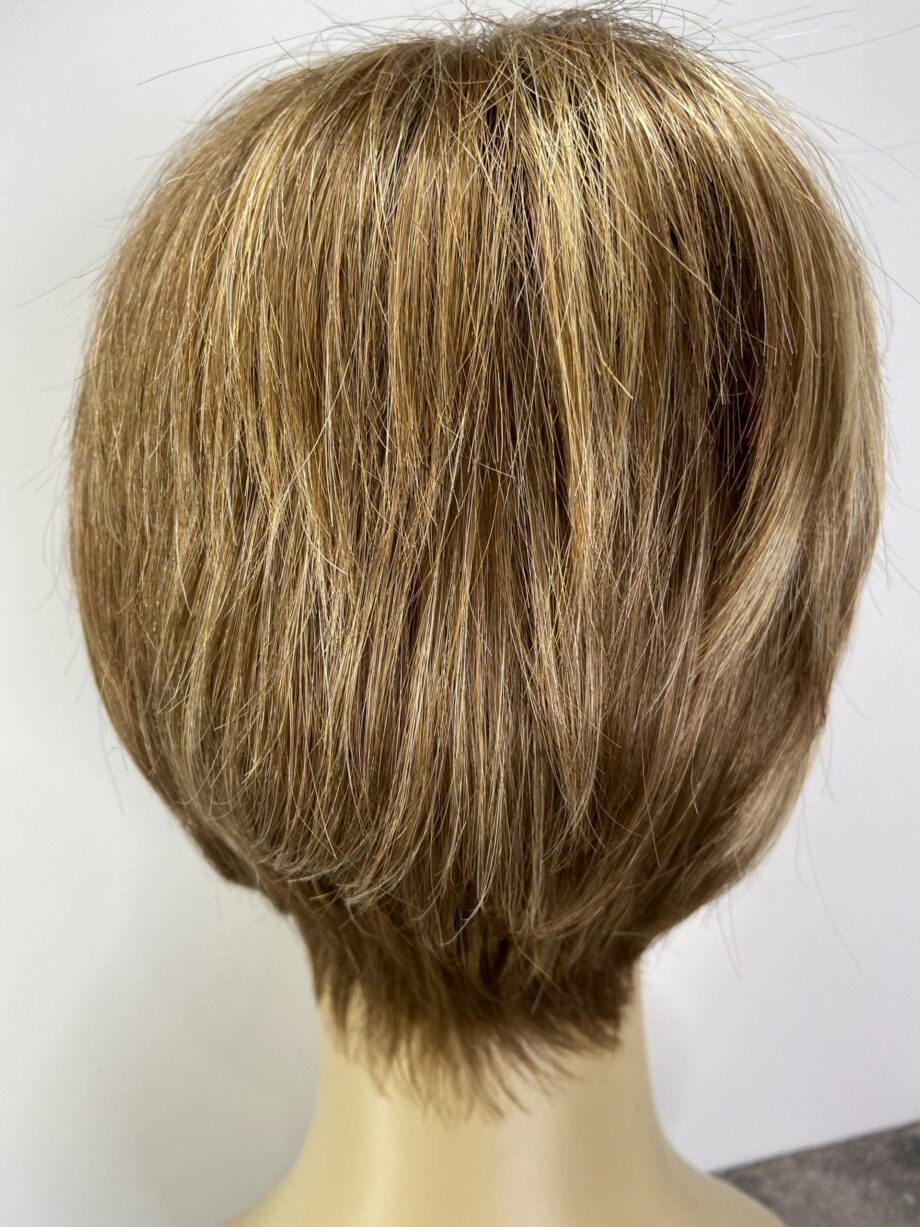 Shiny blonde highlighted   Pplblss566
